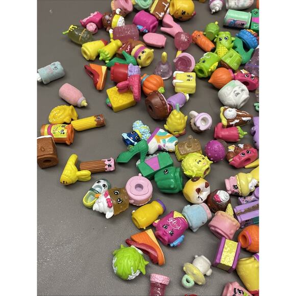 Huge Lot Of 190 Piece Shopkins Bundle - Picture 7 of 8